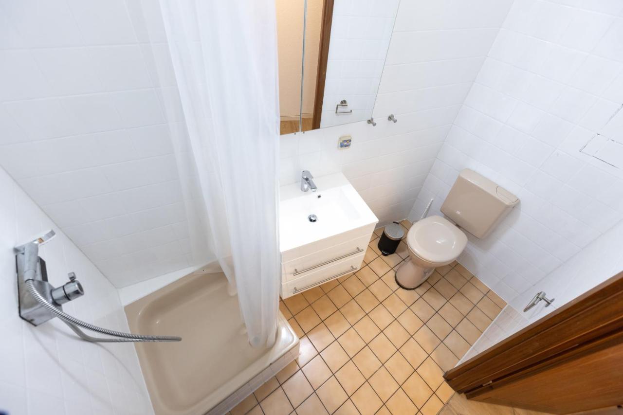 Modernes Apartment In Der Innenstadt Würzburg Esterno foto