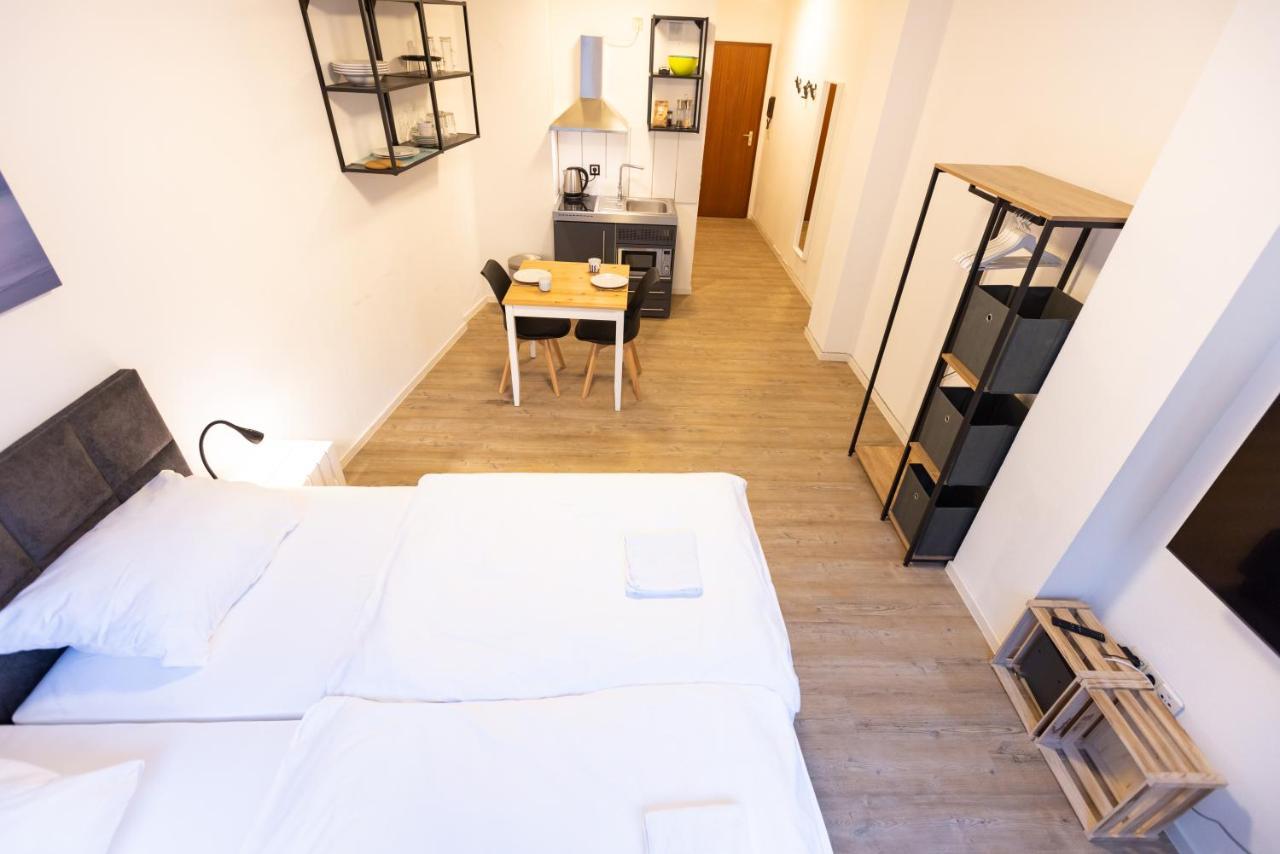 Modernes Apartment In Der Innenstadt Würzburg Esterno foto