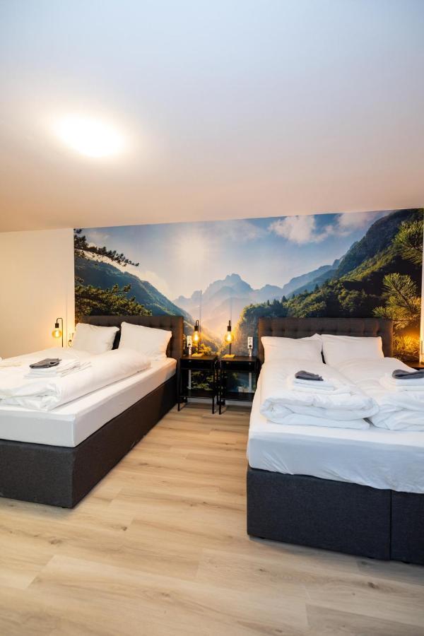 Modernes Apartment In Der Innenstadt Würzburg Esterno foto