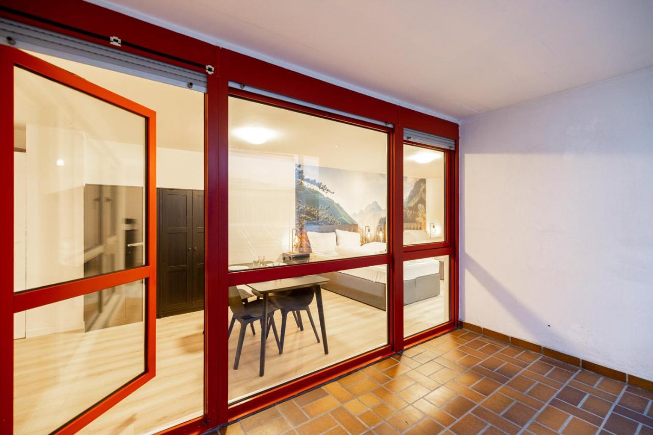 Modernes Apartment In Der Innenstadt Würzburg Esterno foto