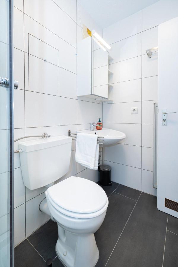 Modernes Apartment In Der Innenstadt Würzburg Esterno foto
