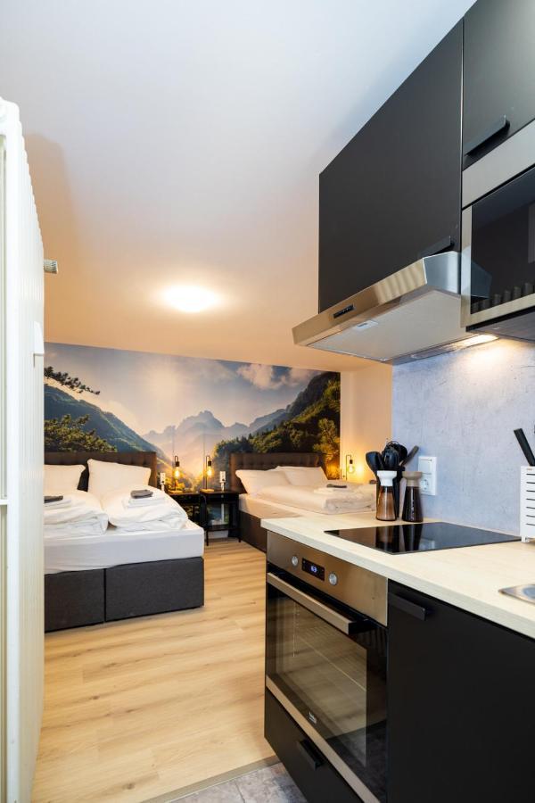 Modernes Apartment In Der Innenstadt Würzburg Esterno foto