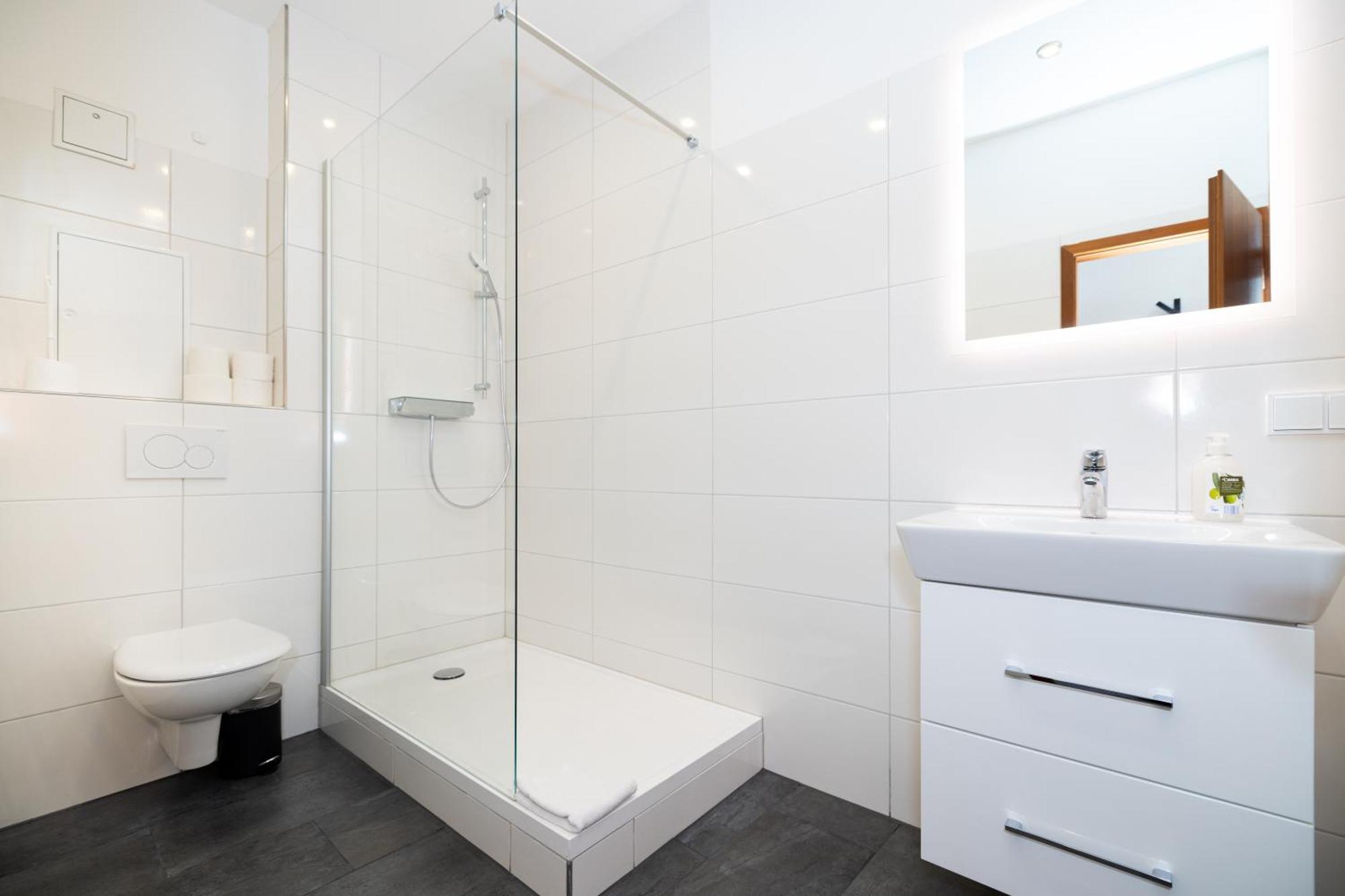 Modernes Apartment In Der Innenstadt Würzburg Esterno foto